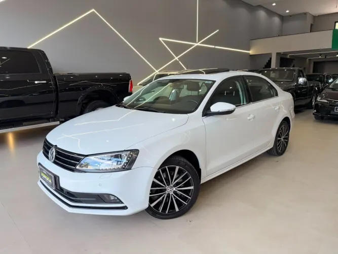 Volkswagen Jetta Highline TSI 2.0 8V 120cv Gasolina Tiptronic 2016