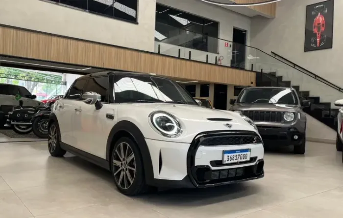 Mini Cooper S 2.0 Turbo 16V 5P Aut. 2024