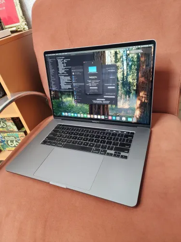 MacBook Pro 2019 16 Polegadas i9 16gb 1TB