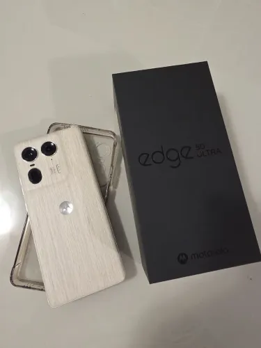 Motorola Edge 50 ultra 