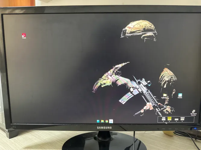 Monitor 70HZ