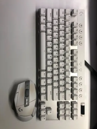 Teclado + mouse LOGITECH