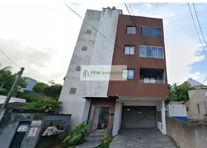 Imóvel para aluguel com 30 metros quadrados com 1 quarto em Centro - Tubarão - SC