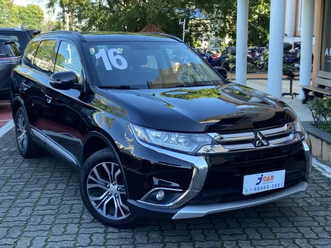 Mitsubishi Outlander Comfort 2.0 16V Aut. 2016