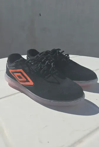 Chuteira Umbro pro challenge n°44