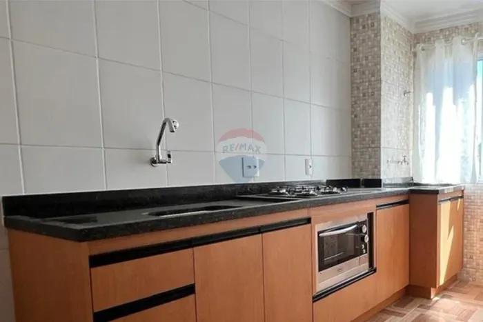 Apartamento Reformado com 2 Dormitórios - Pronto pra morar! no Brisa do Parque II