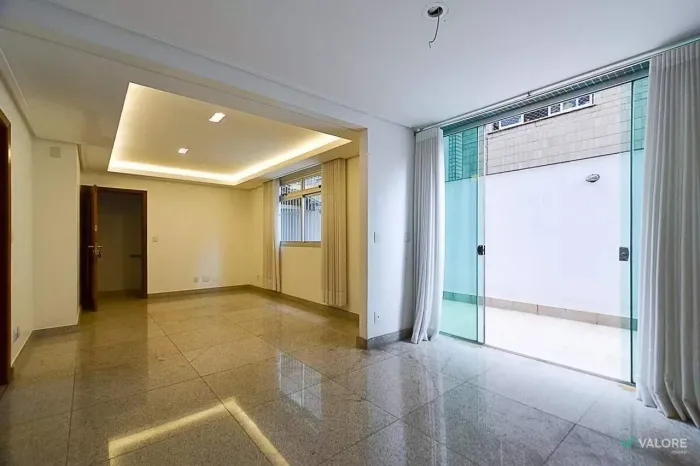 Apartamento com área privativa de 4 quartos, à venda, no Sion