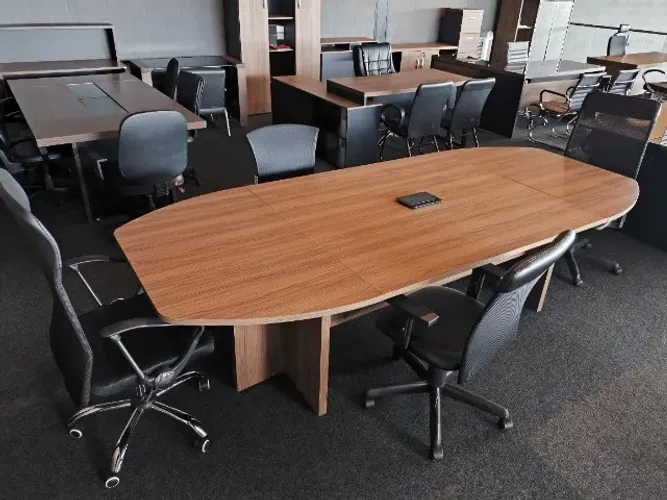 Mesa de Reunião de Escritório com Caixa de Tomada - 0,76x2,40x1,20cm - PROMOÇÃO!!