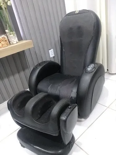 Poltrona Massageadora Relax Medic Luxo + Otomana