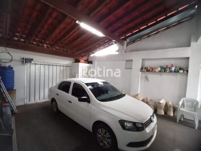 Casa para alugar, 2 quartos, Mansour - Uberlândia/MG - Rotina Imobiliária