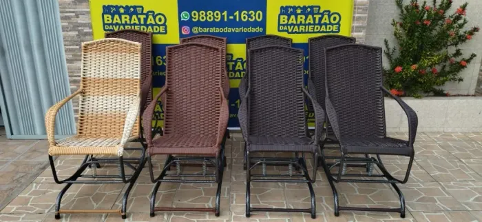 cadeira de molas em fibra sintética modelo Veneza