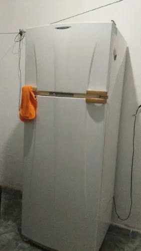 Geladeira duplex pra vender logo