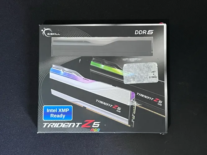 Memória RAM DDR5 32Gb 2x16 6800MHz CL34 G.Skill Trident Z5 RGB