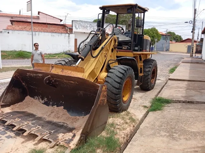 Vende-se Pá carregadeira Caterpillar 924g