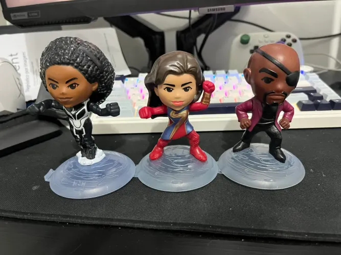 3 Bonecos As Marvels + Nick Fury - Coleção McDonald's