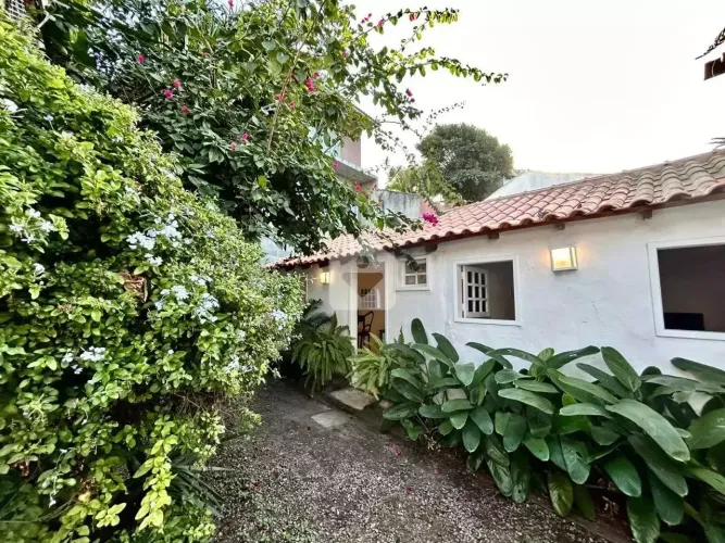 Casa comercial para venda com 3 quartos, 134m² - Ossos - Armação dos Búzios/RJ