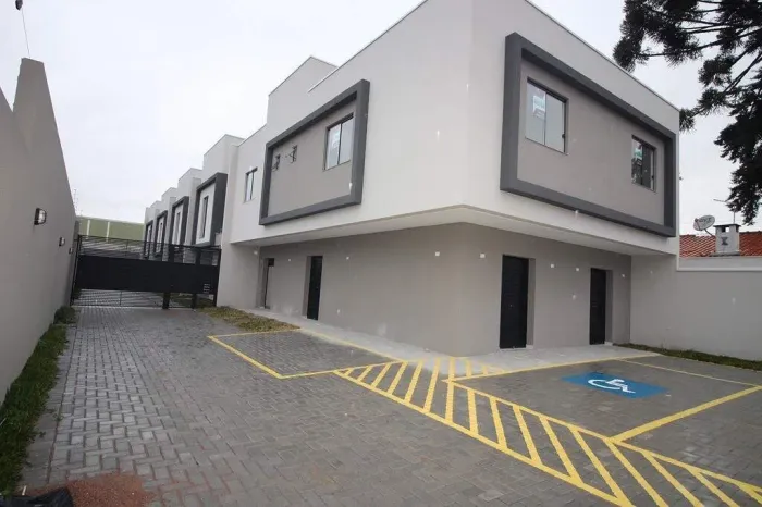 Sala / Conjunto com 26,77m² , para aluguel, no bairro Boqueirão em Curitiba
