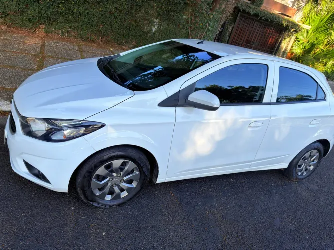 Chevrolet Onix Hatch LT 1.0 8V Flex Mec. 4P 2019