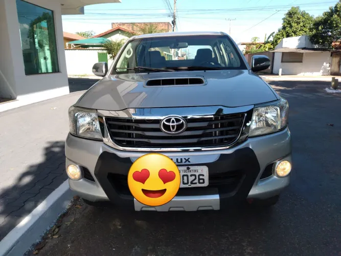 Toyota Hilux CD SRV D4-d 4X4 3.0 TDI Diesel AUT 2013