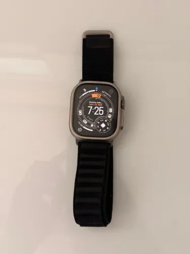 Apple Watch Ultra 2 49mm Titânio | Bateria 85% + Carregador