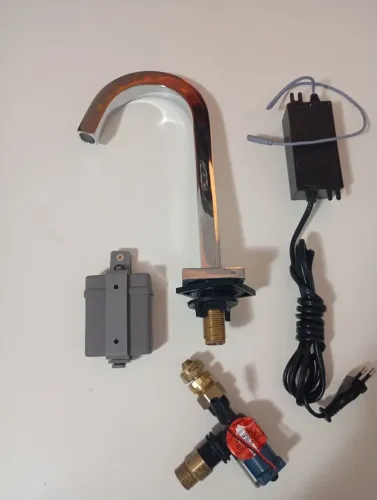 Torneira Deca automática
