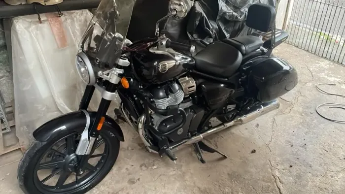 Royal Enfield Super Meteor 650cc