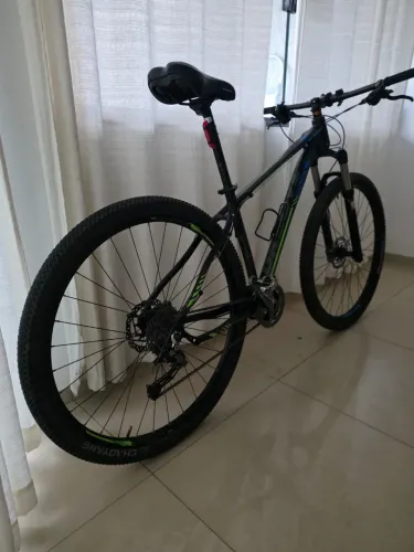 Bicicleta Groove Ska 90.1 12V A29