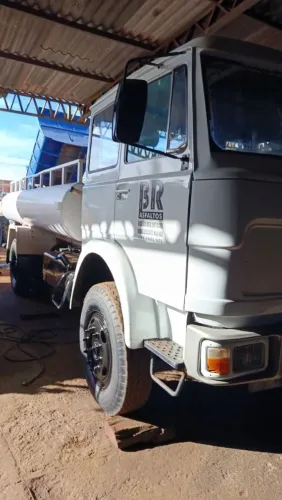 Caminhão Fiat 190