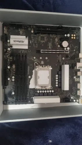 Placa mãe Asus B660M phanton gaming 4