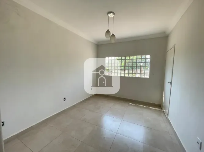 Sala comercial para locação bairro Tubalina