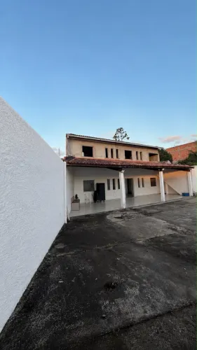 Casa Bem Estruturada e Bem Localizada