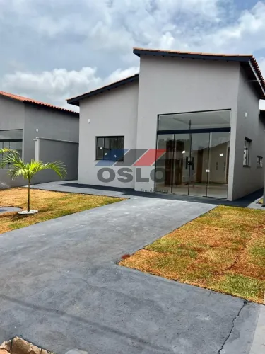 CASA 3 QUARTOS NO CONDOMINIO IMPERIAL EM TRINDADE