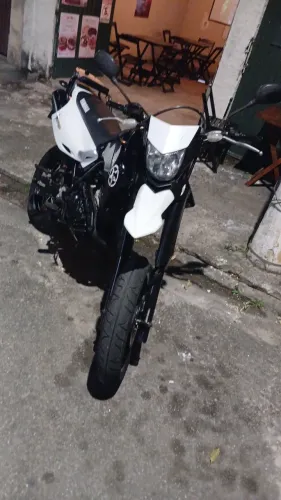 XTZ 250X EXCELENTE ESTADO.