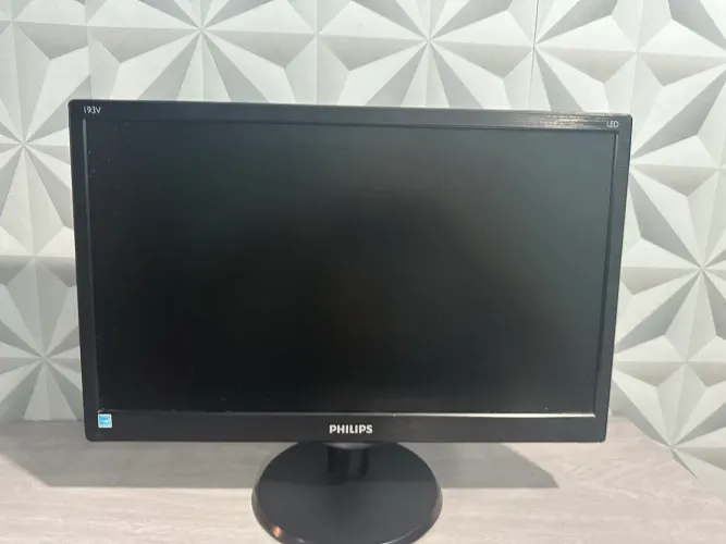 Monitor LCD Philips  193v5LHSB/55 Led 18,5