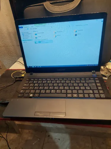Notebook Samsung funcionando perfeitamente 