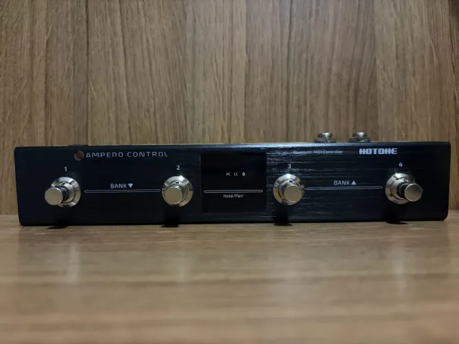 Ampero Stomp 2 + Cabo Midi 5 pin