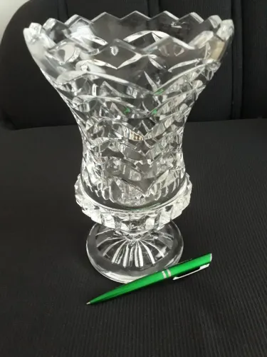 Floreira de cristal trabalhado estilo taça - linda peça importada