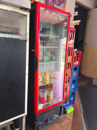 Freezer vertical da coca cola