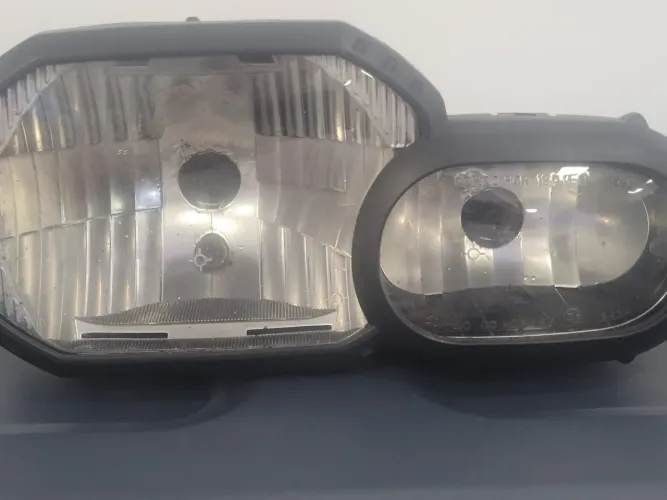 Farol BMW f800