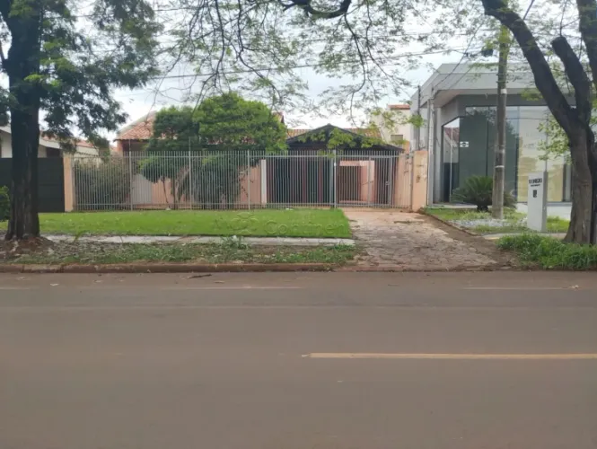 Casa Comercial para locação em Dourados - MS