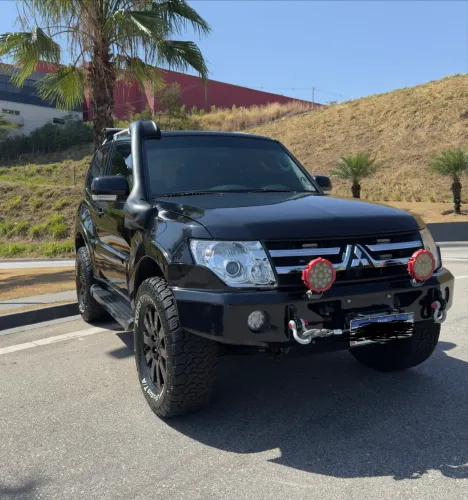 Mitsubishi Pajero HPE Full 3.2 4X4 T.i.dies.3p Aut. 2008