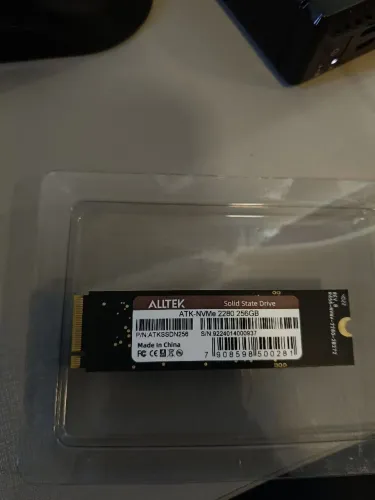 VENDO SSD NVME 256gb