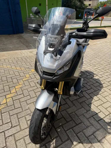 XADV 750 ano 2018 - IMPECÁVEL