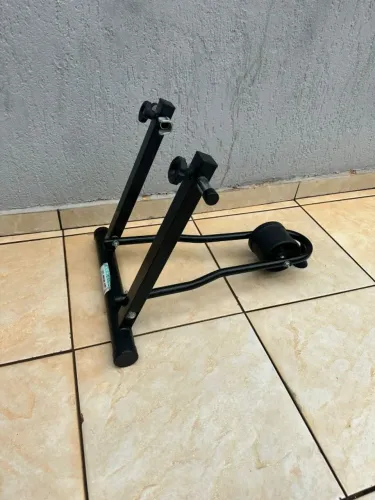 Suporte de Bicicleta - Rolo de treino em casa 