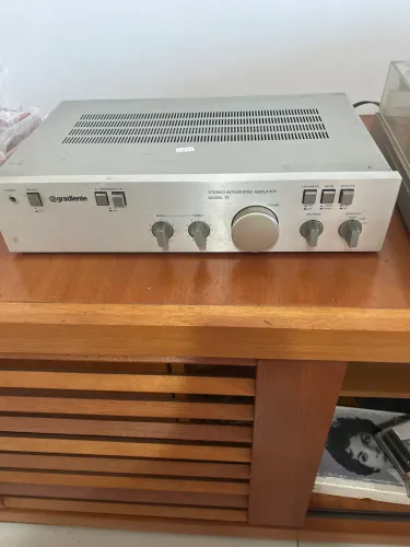 Aparelho de som Gradiente Vintage