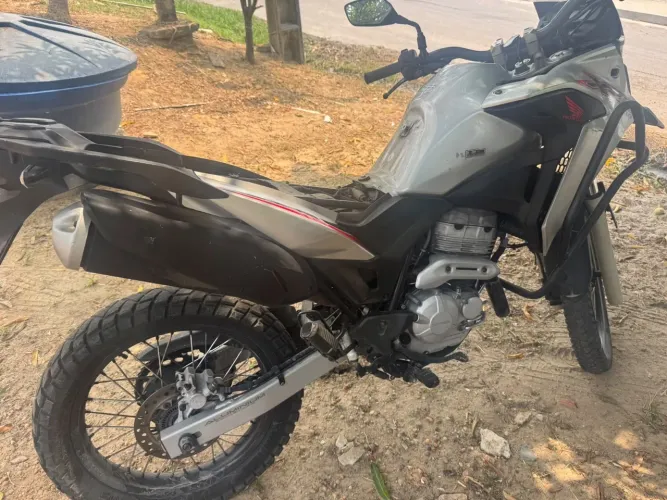 Carenagem da XRE 300 Bico M