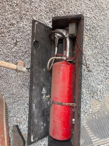 Cilindro e motor para suspensão a ar 