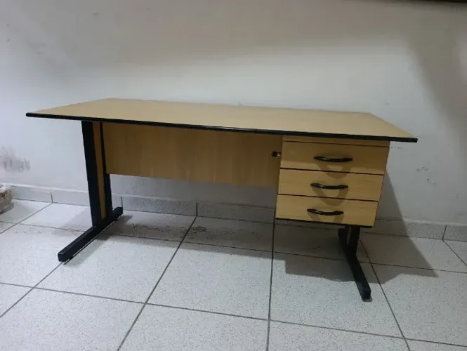 Mesa de escritório