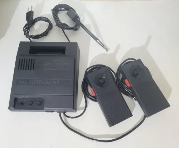 Atari SuperGame CCE VG-3000 Funcionando