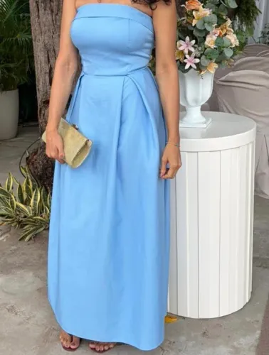 Vestido azul claro pra festa